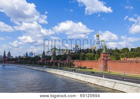Moscow, Russia, on July 26, 2014. View of the Kremlin and Kremlevskaya Embankment of the Moskva Rive