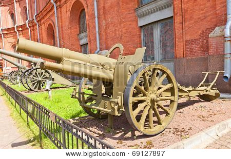 155 Mm French Howitzer Model 1915 Saint-chamond