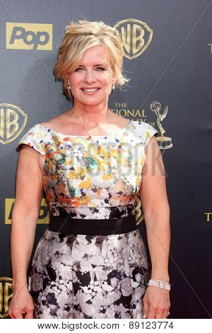 LOS ANGELES - APR 26:  Mary Beth Evans at the 2015 Daytime Emmy Awards at the Warner Brothers Studio Lot on April 26, 2015 in Burbank, CA