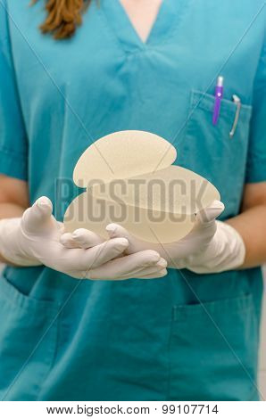 Silicone breast implant