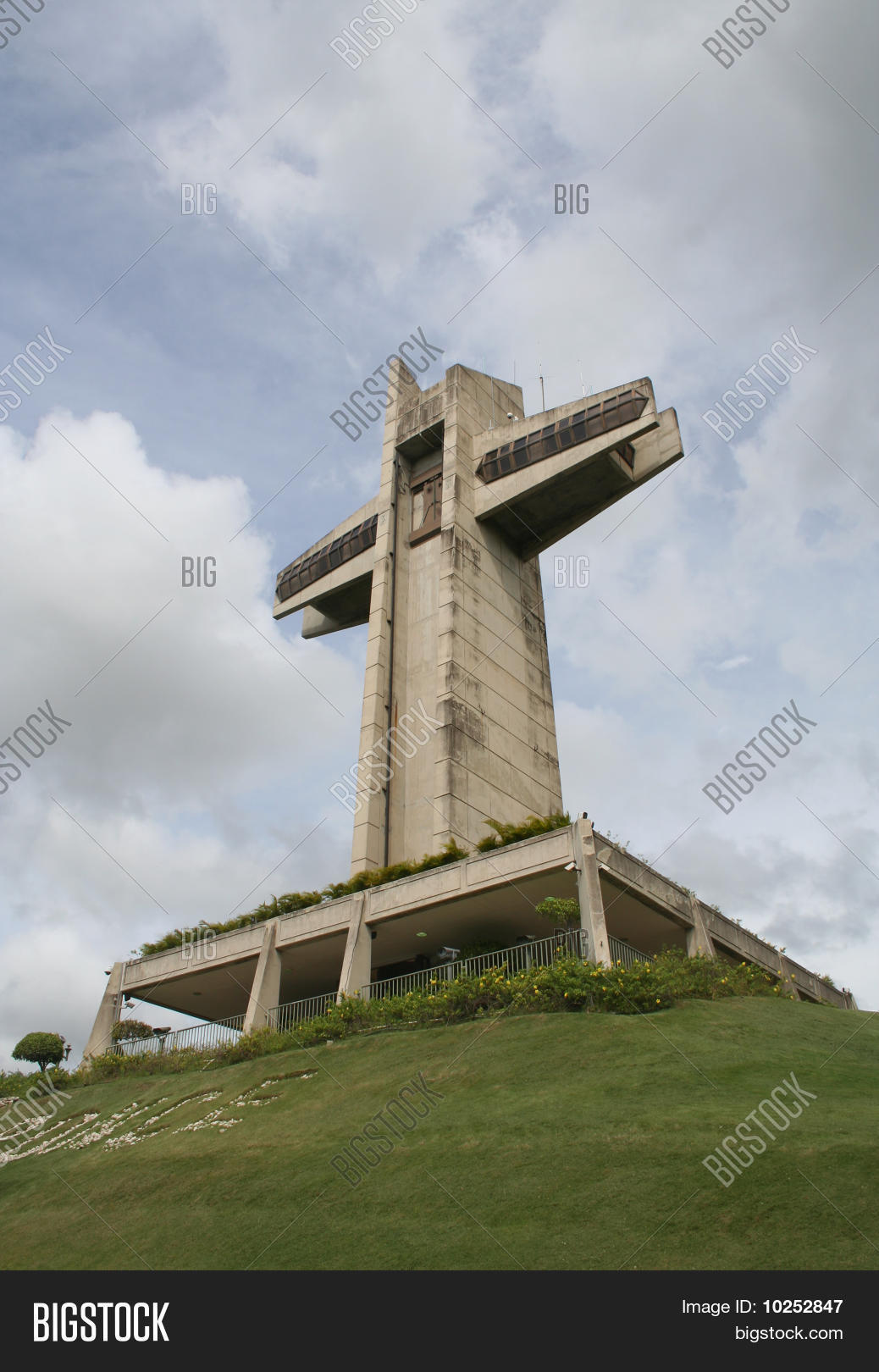Cross Landmark Ponce Image & Photo (Free Trial) Bigstock
