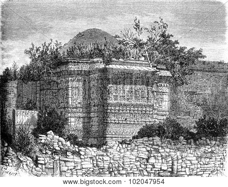 The Singar Chouri to Chittorgarh. vintage engraved illustration. Le Tour du Monde, Travel Journal, (1872).