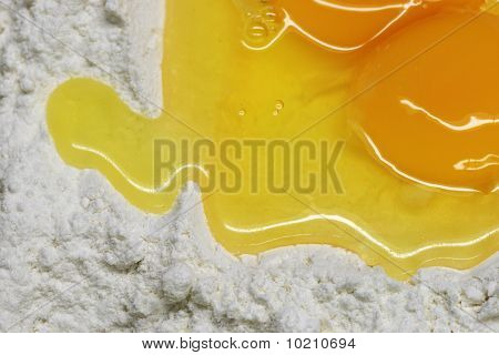Eier und Mehl