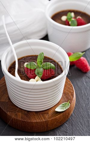 Chocolate pots de creme