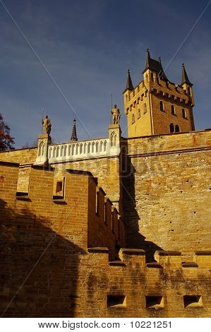 Hohenzollern slot i schwabiske i løbet af efteråret, Tyskland