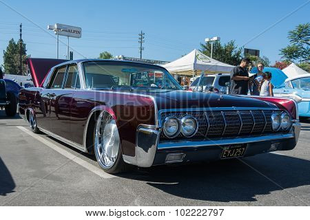Lincoln Continental