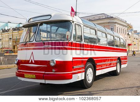 Old Bus Laz-695E