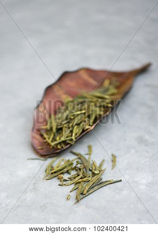 Green tea leaves