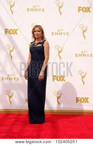 LOS ANGELES - SEP 20:  Kim DIckens at the Primetime Emmy Awards Arrivals at the Microsoft Theater on September 20, 2015 in Los Angeles, CA