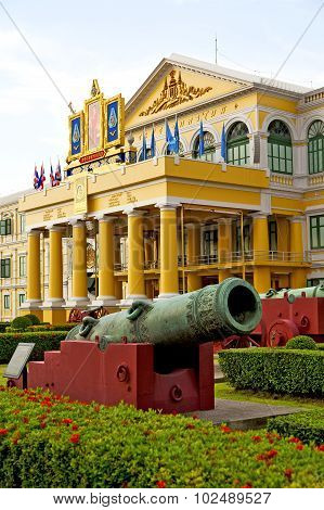 Cannon Bangkok In   Architecture  Garden Steet