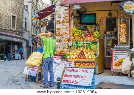 Food Store In Istanbul