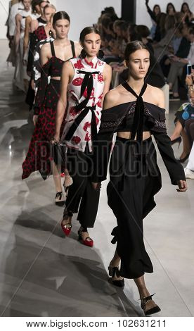 Proenza Schouler - Spring Summer 2016 Collection