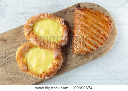 Huit Pastry