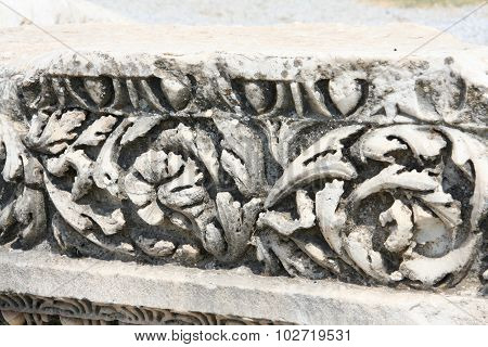 Ancient ruins in Hierapolis, Pamukkale, Turkey.