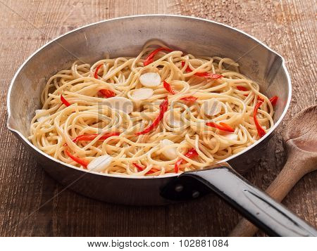 Rustic Traditional Italian Aglio Olio Spaghetti Pasta