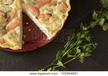 Flan with cauliflower and salmon