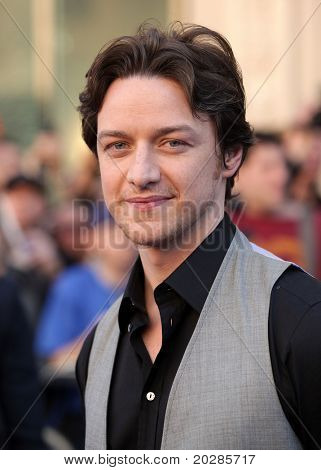 LOS ANGELES - 23 de JAN: James McAvoy llega a la 