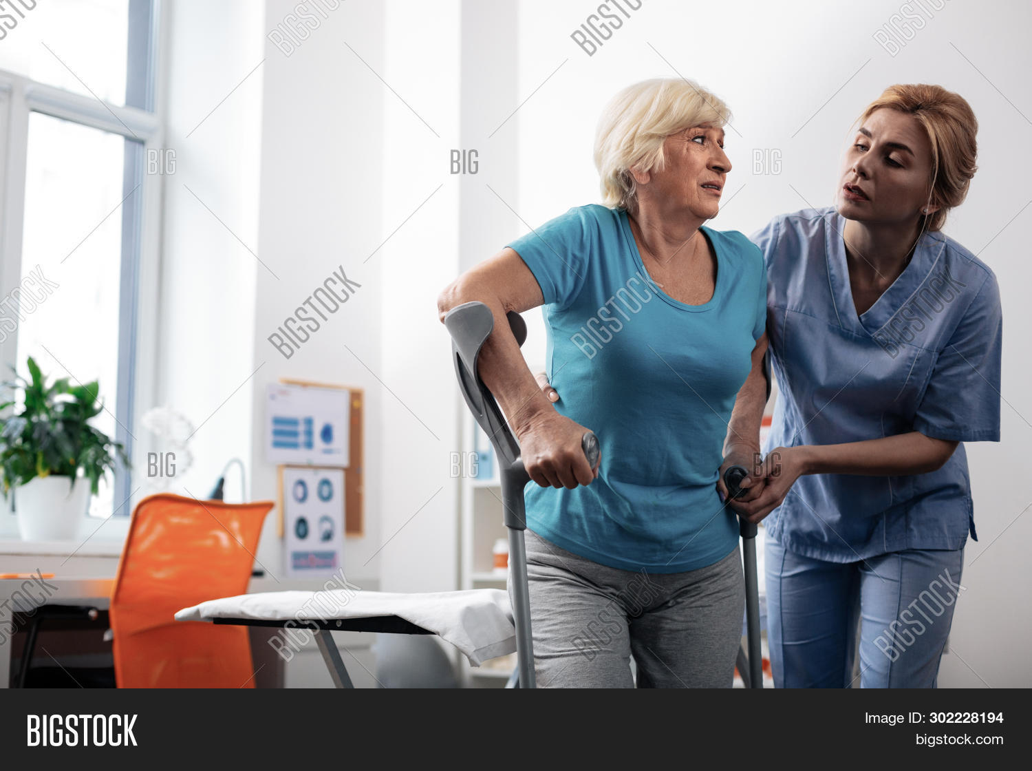 Социальный патронаж инвалидов. Сиделка для пожилых. Патронаж над дееспособными гражданами. Сиделки для пожилых людей. Пенсионер инвалид.