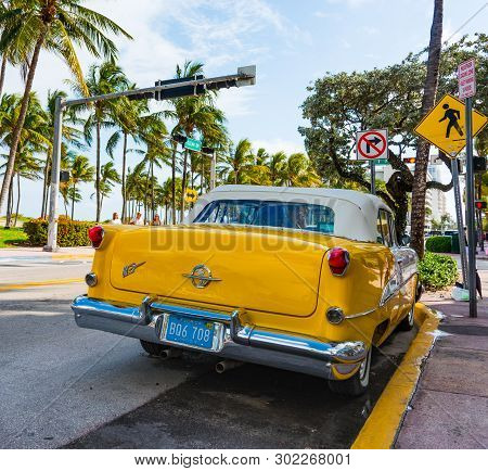 Miami Beach, Usa - February 26, 2019: Oldsmobile Rocket 88 Parked On Famous Ocean Drive