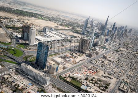 Sheikh Zayed Road, Ortadoğu nun Süper Otoban