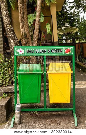 Bali, Indonesia - February 25, 2019: Ulun Danu Beratan Temple Complex In Bedoegoel. Green And Yellow