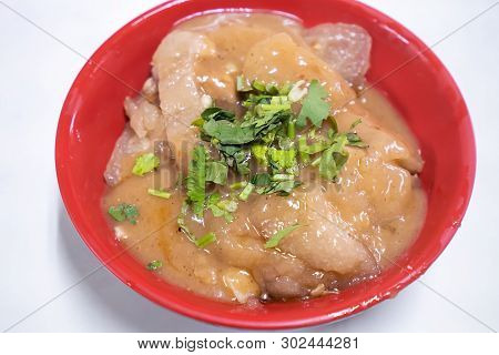 Bawan (ba Wan), Taiwanese Meatball Delicacy, Delicious Street Food, Fried Starch Wrapped Round Shape