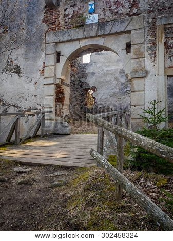 Ruin Lichtenfels In The Ottensteiner Reservoir In The Waldviertel In Spring