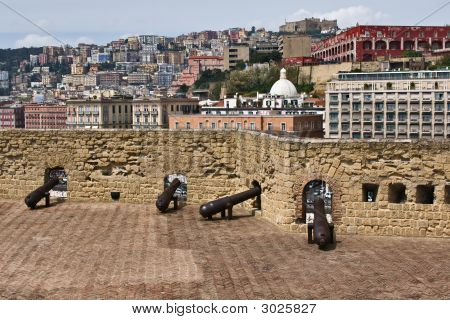 Castel Dell Ovo, Neapol