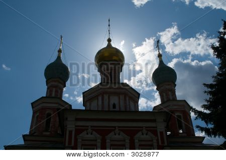 Három templom kupolák sziluett