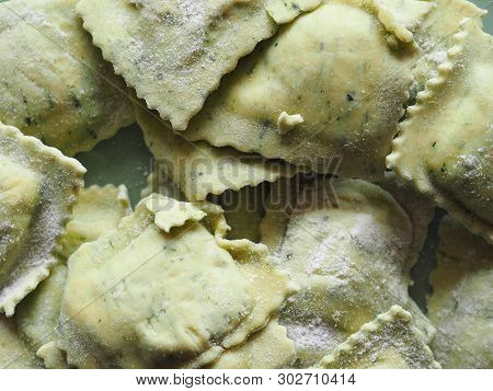 Vegetarian Agnolotti Pasta Food