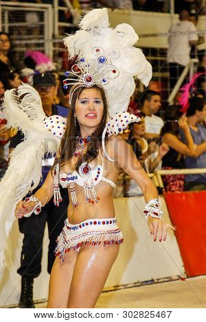 Gualeguaychu, Argentina - March 6 2011: Samba Dancers Appearing In The Carnival Parade One Of The Mo