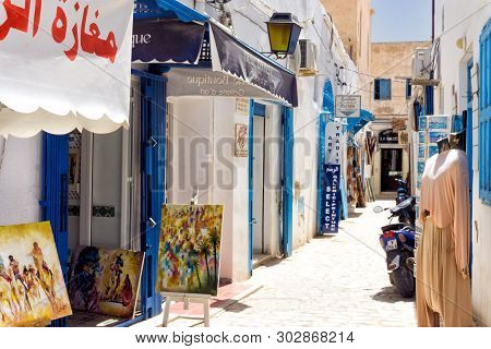 Djerba, Tunisia- April 16: View Of Traditional Shops In The Medina Market In Houmt El Souk In Djerba