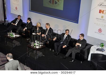 LONDON - 30. januar: Højttalere på scenen under den 59 UICH les Clefs d'Or International Congres