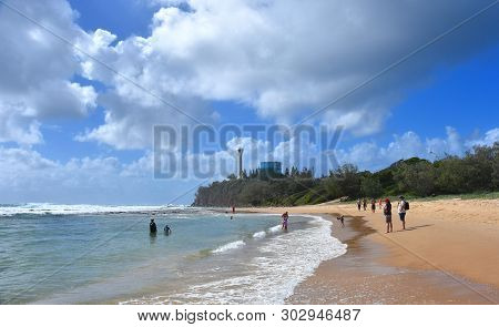 Buddina, Australia - Apr 21, 2019. People Relaxing On Buddina Beach Along Pacific Boulevard (sunshin