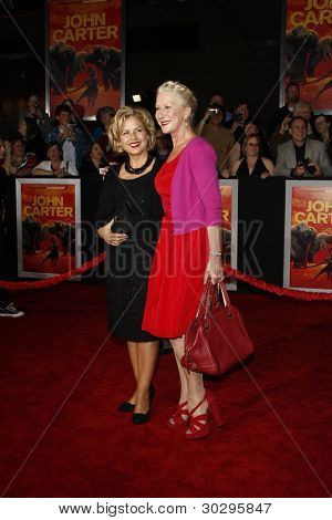 LOS ANGELES, CA - FEB 22: Helen Mirren; Mayes Rubeo alla premiere mondiale di 'John Carter' su Februa