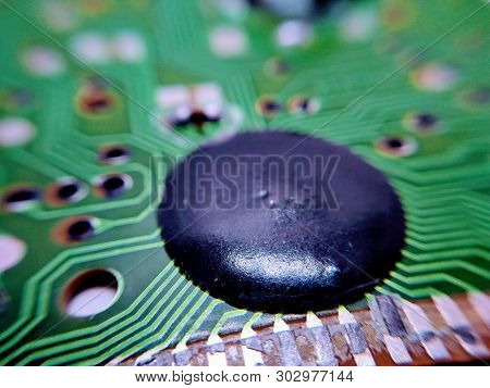 Picture Computer Micro Image & Photo (Free Trial) | Bigstock