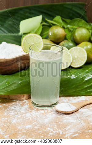 Baking Soda - Sodium Bicarbonate, Water And Lemon.
