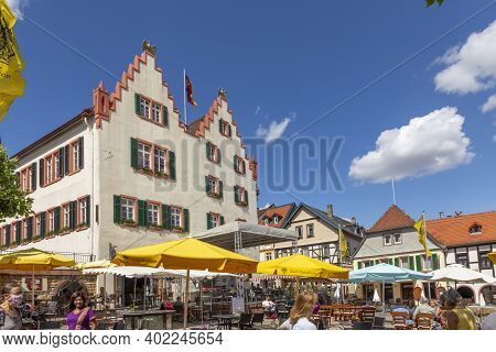 Oppenheim, Germany - June 27, 2020: People Enjoy A Summer Day At Market Place Of Oppenheim, Germany 