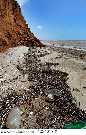 Environmental Problems In The Sea And Ocean, Polluted Coast,
Ecological Catastrophy