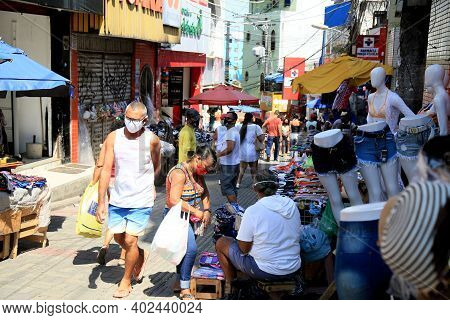 Popular Trade In De Rua Da Bahia