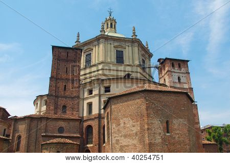San Lorenzo church, Milan