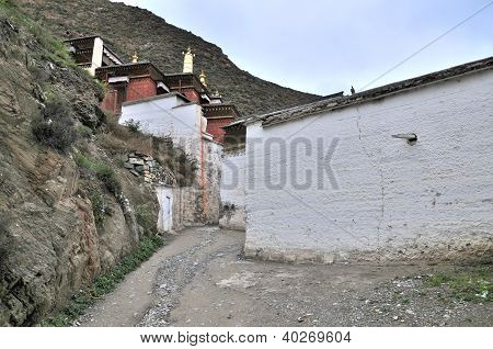 Labrang tibeti buddhista kolostor Xiahe Labrang tibeti buddhista kolostorban Xiahe városában