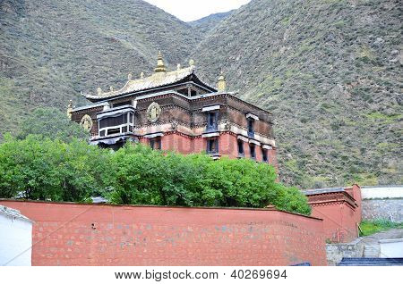 Labrang tibeti buddhista kolostor Xiahe Labrang tibeti buddhista kolostorban Xiahe városában