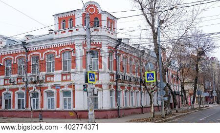 Astrakhan, Russia, January 7, 2021. Old Buildings Of The City. Admiralteyskaya Street.