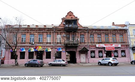 Astrakhan, Russia, January 7, 2021. Old Buildings Of The City. Admiralteyskaya Street.