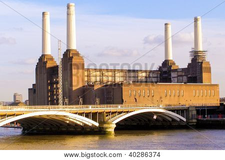 London Battersea powerstation