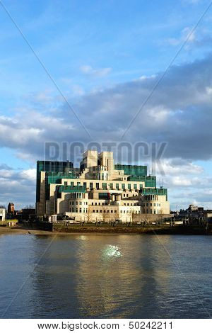 Mi6 Building