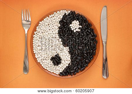 Yin Yang Black And White Beans