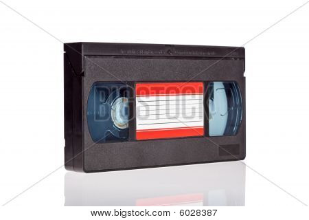 Vieille vidéo Cassette audio, isolé sur fond blanc