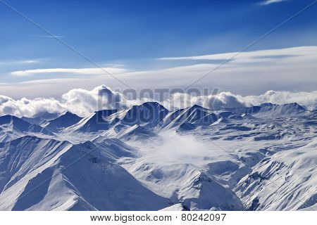 Snow Plateau And Sunlight Sky With Clouds In Evening